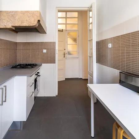 Apartman Chagas 17 By Hill