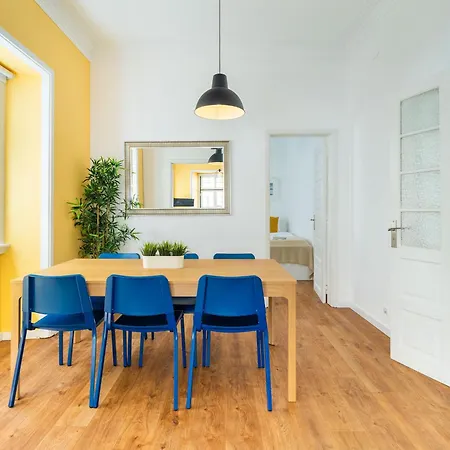 Apartment Chagas 17 By Central Hill Apartments
