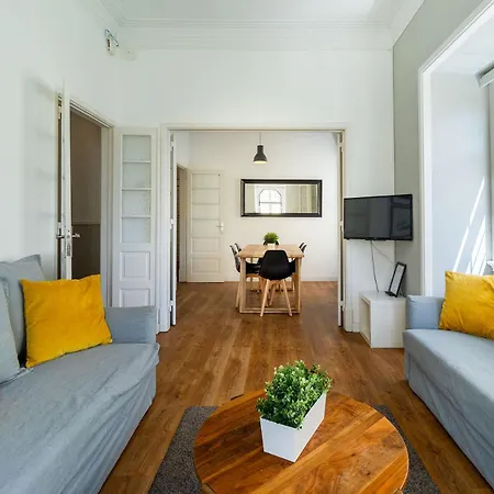 Apartment Chagas 17 By Central Hill Apartments *