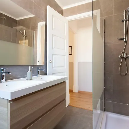 Apartment Chagas 17 By Central Hill Apartments