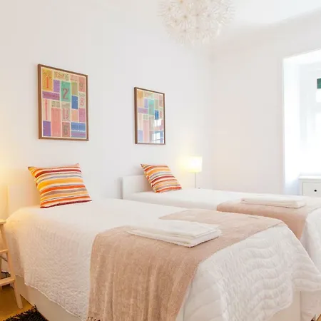 Chagas 17 By Central Hill Apartments Lisbon